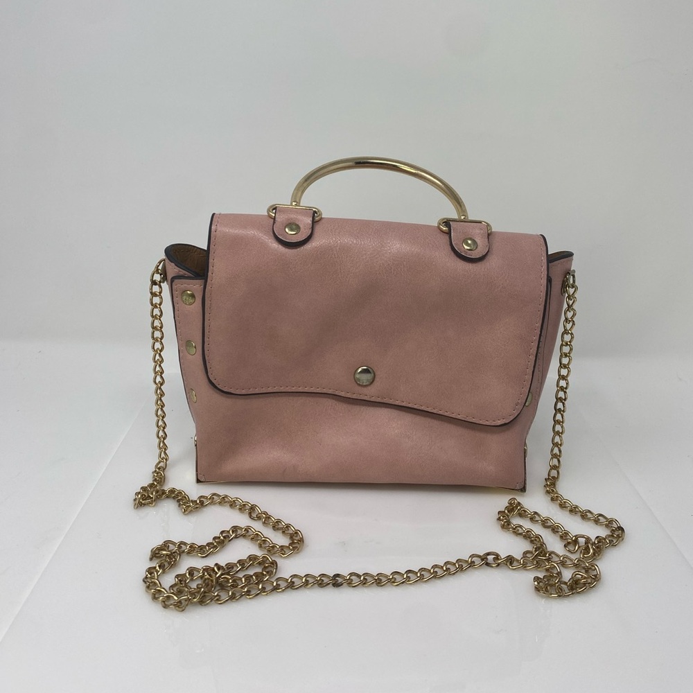 Elegant Pink Leather Handbag with Gold Studs and Chain